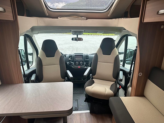 Weinsberg CaraSuite 700 MX R58 Cara Suite 700 MX 9 of 30