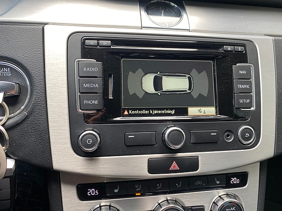 Volkswagen Passat 23 of 23