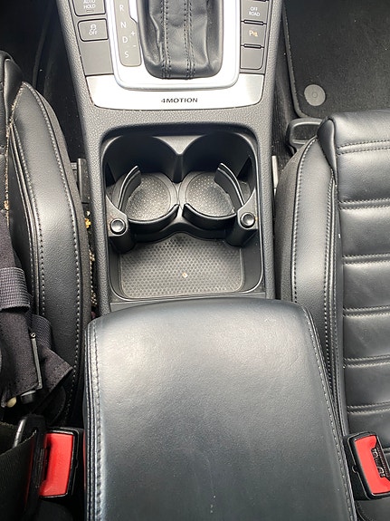 Volkswagen Passat 19 of 23