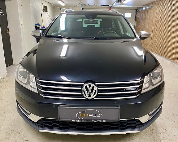 Volkswagen Passat 2 of 23