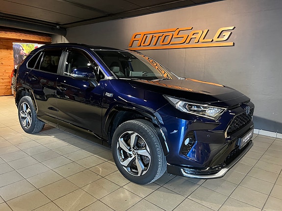 Toyota RAV4 6 of 28