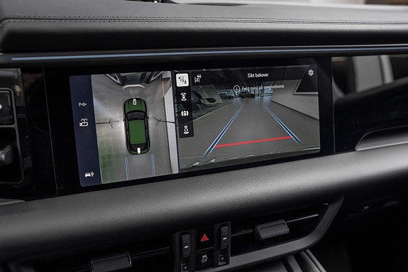 Porsche Macan 17 of 30