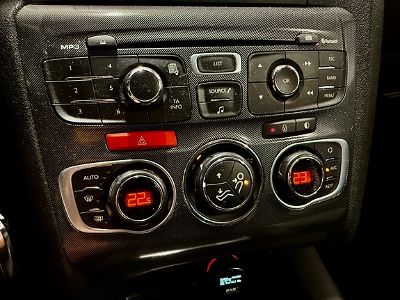 Citroen C4 28 of 30