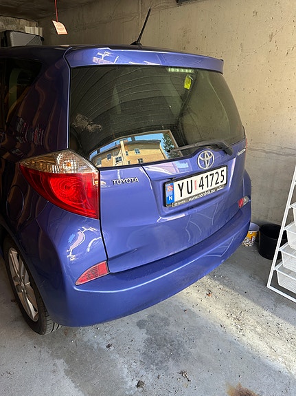 Toyota Verso-S 3 of 5