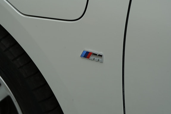 BMW 225xe 7 of 30