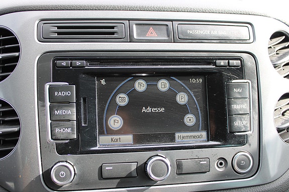 Volkswagen Tiguan 10 of 28