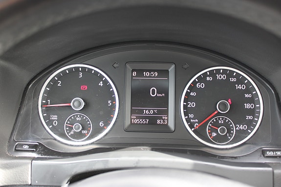 Volkswagen Tiguan 9 of 28
