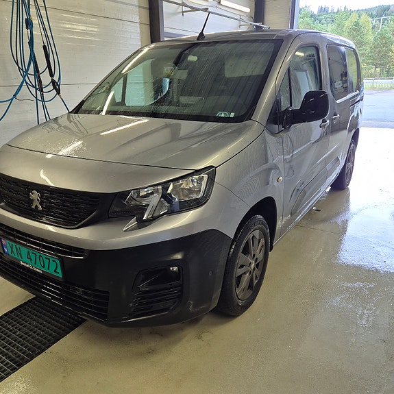 Peugeot Partner 3 of 10