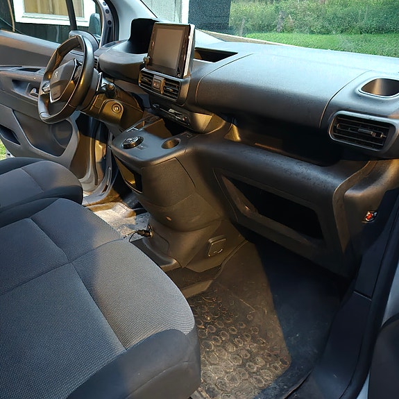 Peugeot Partner 8 of 10
