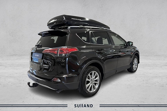 Toyota RAV4 5 of 30
