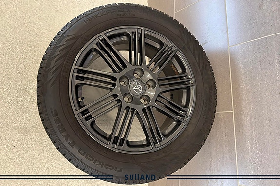 Toyota RAV4 30 of 30