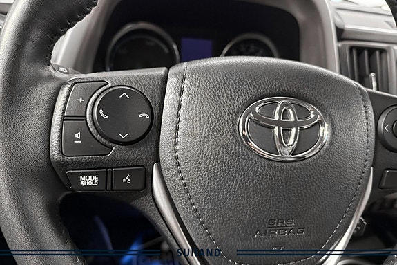 Toyota RAV4 18 of 30
