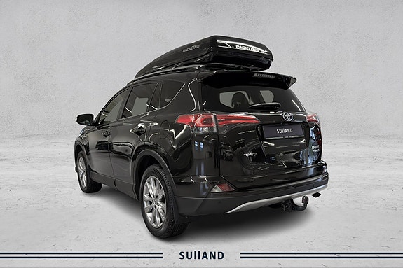 Toyota RAV4 3 of 30