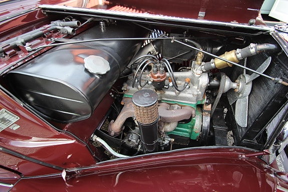 Mercedes-Benz 170 VA 19 of 25