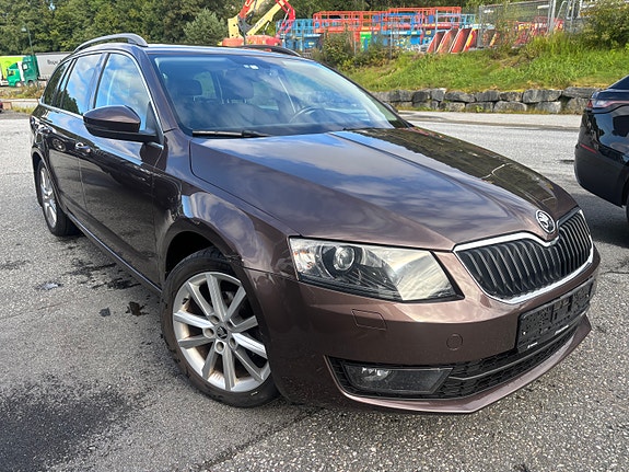 Skoda Octavia 11 of 16