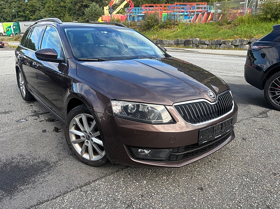 Skoda Octavia 12 of 16