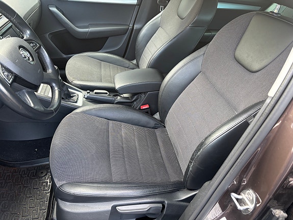 Skoda Octavia 9 of 16