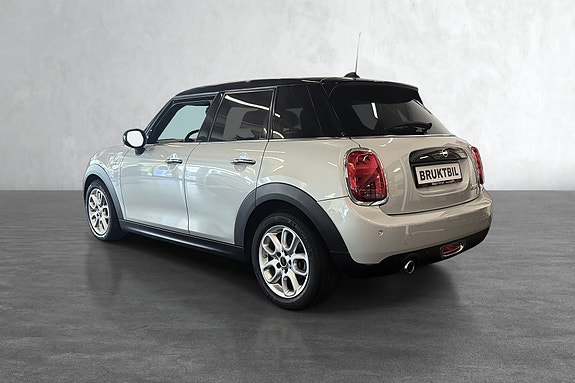MINI Cooper 3 of 17