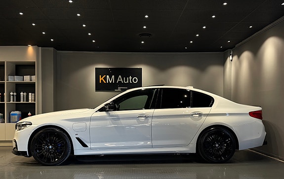 BMW 530e 5 of 30