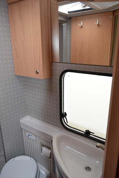 Bürstner Solano T 615 19 of 30