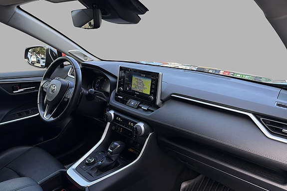 Toyota RAV4 15 of 19