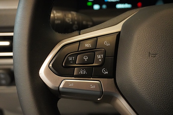 Volkswagen Transporter 13 of 30