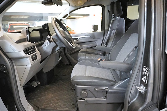 Volkswagen Transporter 9 of 30