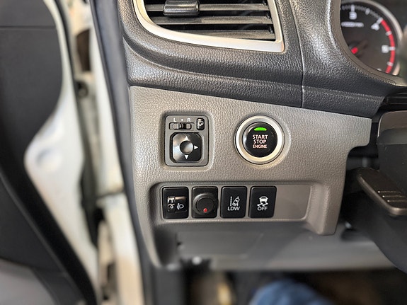 Mitsubishi L200 13 of 18