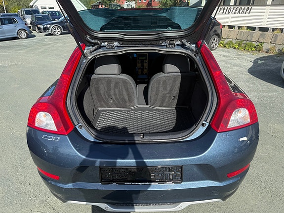 Volvo C30 22 of 25