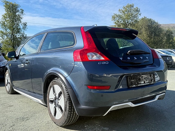 Volvo C30 7 of 25