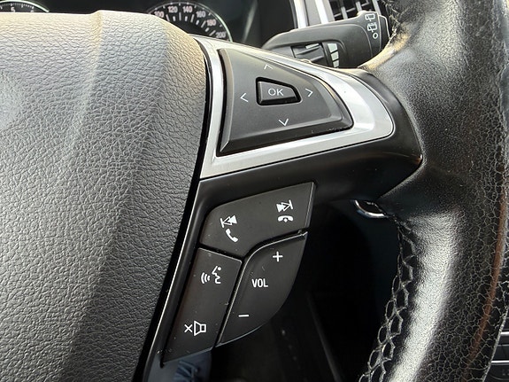 Ford S-MAX 10 of 30