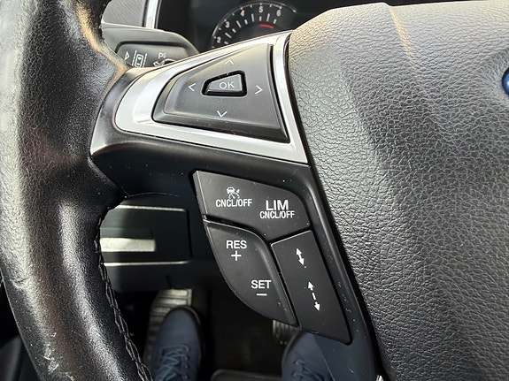 Ford S-MAX 11 of 30