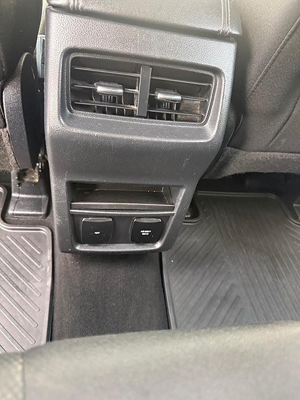 Ford S-MAX 25 of 30