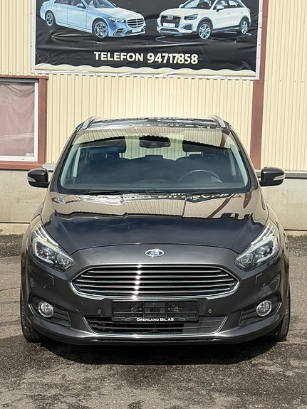 Ford S-MAX 2 of 30