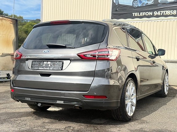 Ford S-MAX 6 of 30