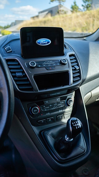 Ford Transit Connect 10 of 12