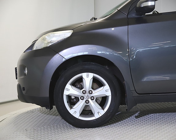 Toyota Urban Cruiser 9 of 26