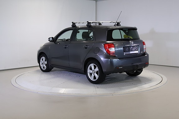 Toyota Urban Cruiser 3 of 26