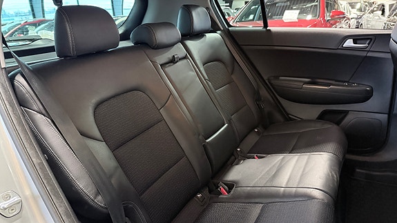 Kia Sportage 16 of 30