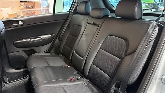 Kia Sportage 17 of 30