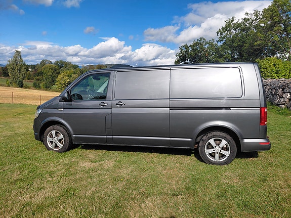 Volkswagen Transporter 8 of 30