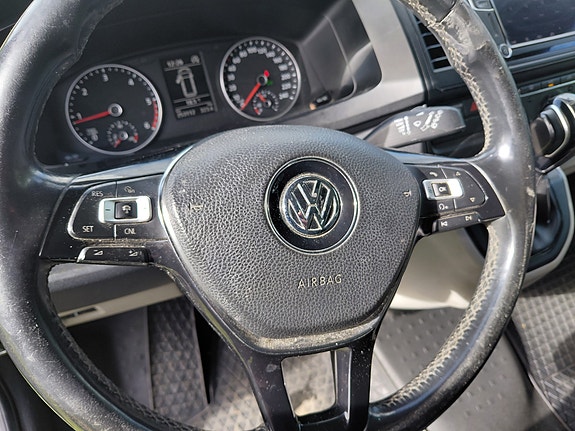 Volkswagen Transporter 16 of 30
