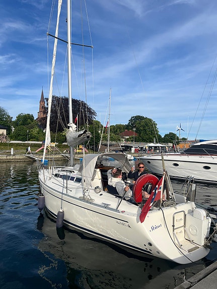 Velholdt Hanse 301 – velutstyrt, lettseilt og turklar 4 of 17