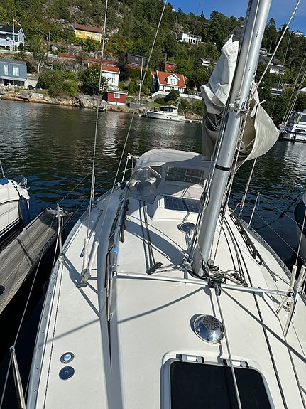 Velholdt Hanse 301 – velutstyrt, lettseilt og turklar 12 of 17
