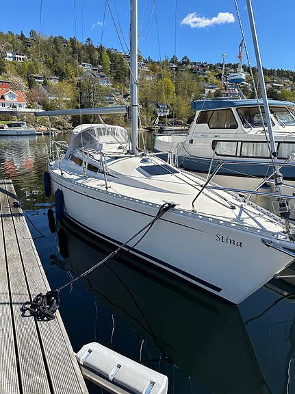 Velholdt Hanse 301 – velutstyrt, lettseilt og turklar 2 of 17