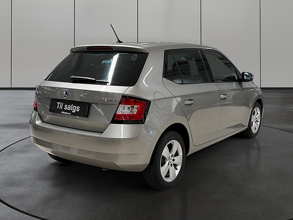 Skoda Fabia 5 of 25