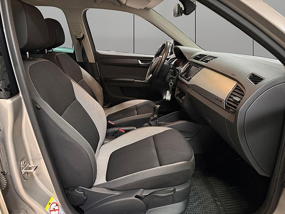 Skoda Fabia 25 of 25