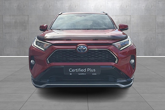Toyota RAV4 8 of 19