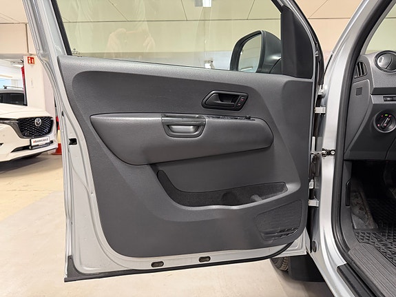 Volkswagen Amarok 18 of 30