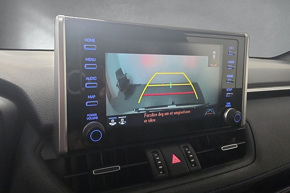 Toyota RAV4 12 of 17